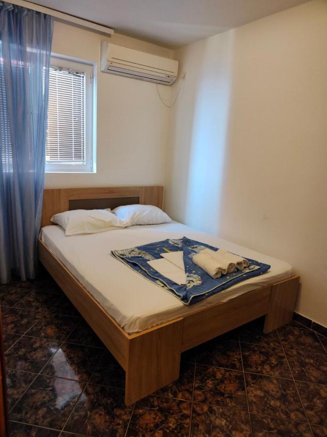 Apartments Drobni Pijesak Petrovac Kültér fotó