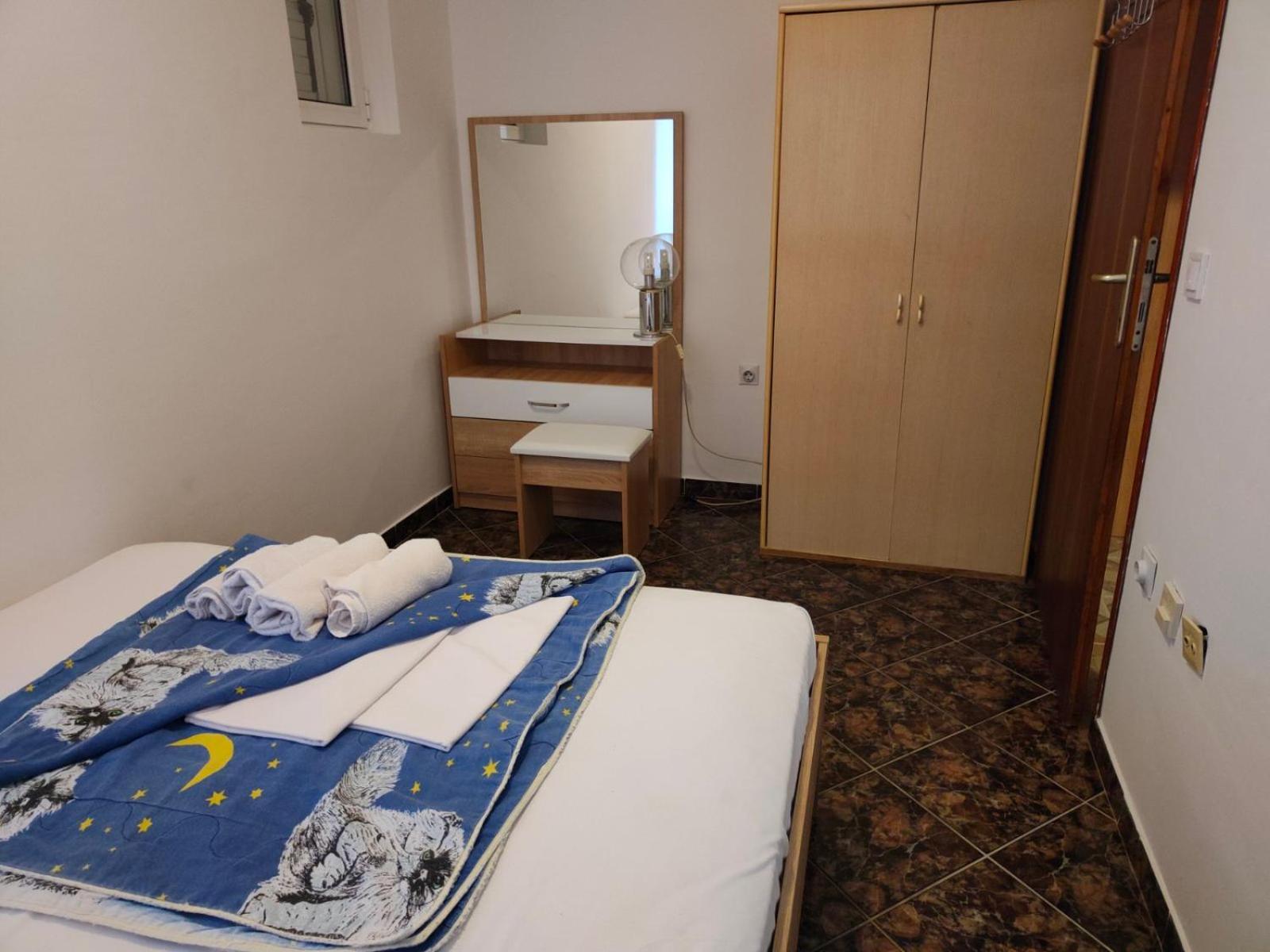 Apartments Drobni Pijesak Petrovac Szoba fotó