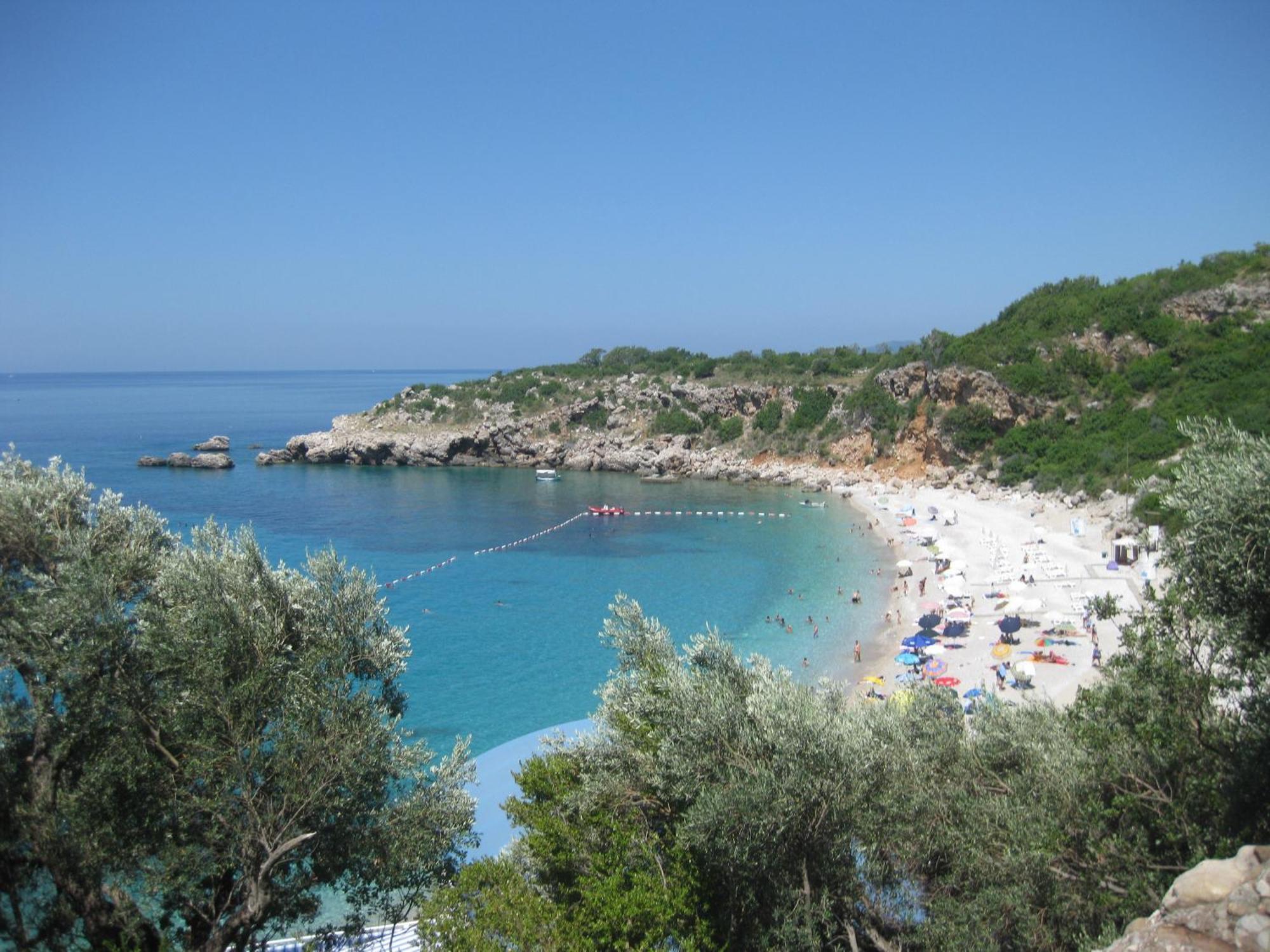 Apartments Drobni Pijesak Petrovac Kültér fotó