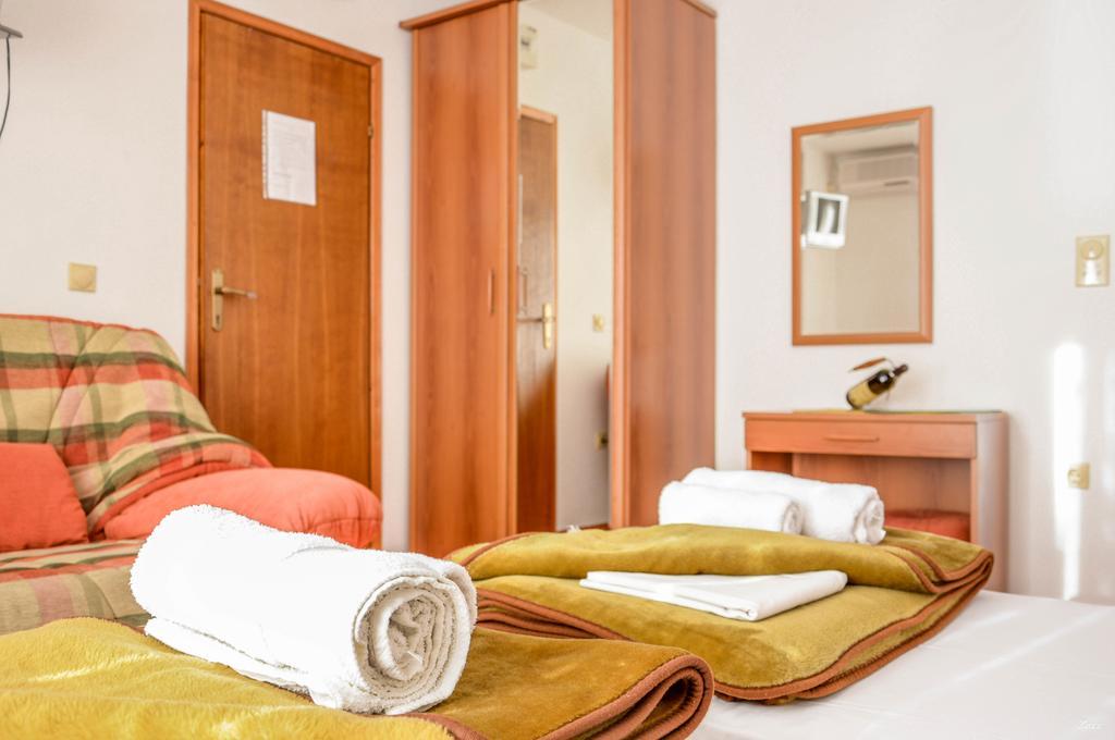 Apartments Drobni Pijesak Petrovac Kültér fotó