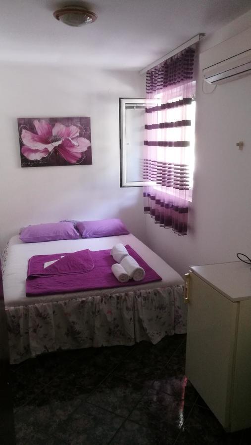 Apartments Drobni Pijesak Petrovac Kültér fotó